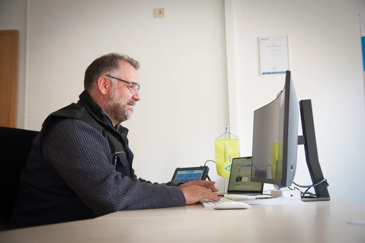 Unfallschaden-Dokumentation durch Kfz-Sachverständigen